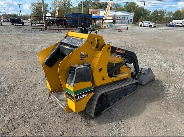 Image of Vermeer S725TX equipment image 4