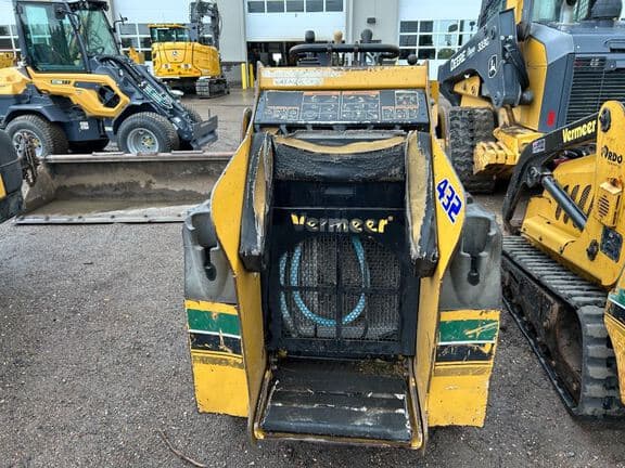 Image of Vermeer S725TX equipment image 2