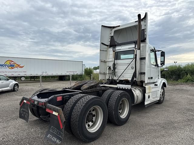 Image of Volvo D11 equipment image 4