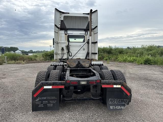 Image of Volvo D11 equipment image 3