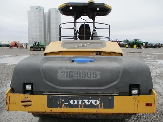 Image of Volvo DD120B equipment image 3