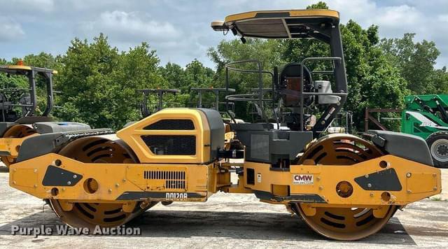 Image of Volvo DD120B equipment image 4