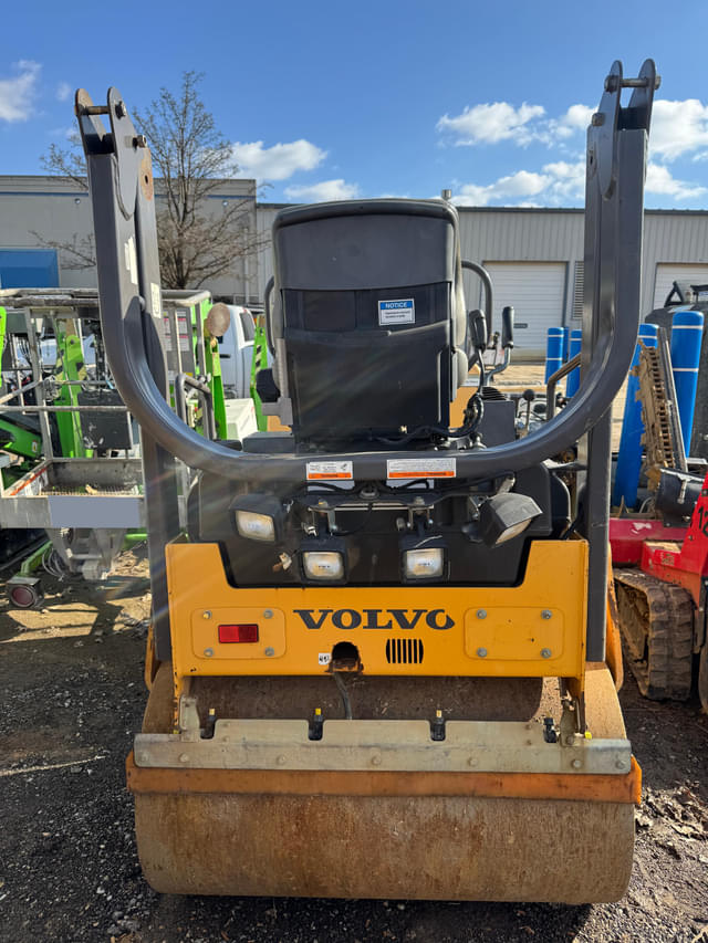 Image of Volvo DD25B equipment image 3