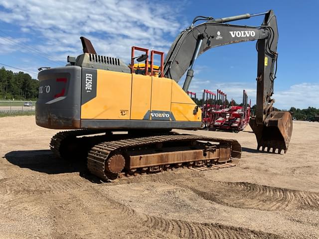 Image of Volvo EC250ELR equipment image 4