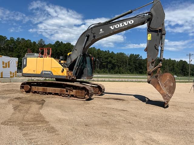 Image of Volvo EC250ELR equipment image 3