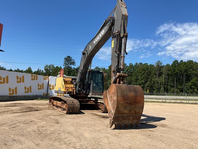 Image of Volvo EC250ELR equipment image 2