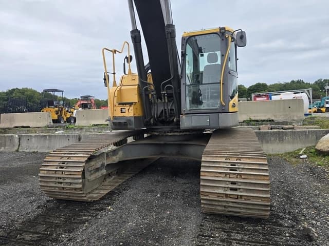 Image of Volvo ECR305CL equipment image 4