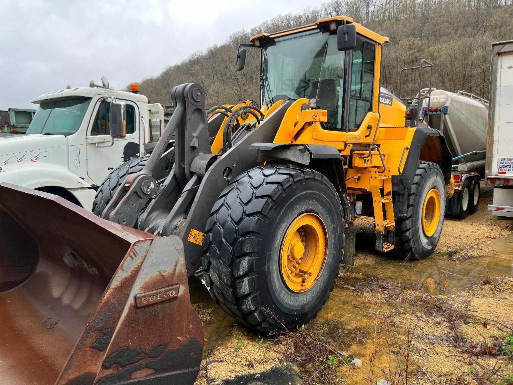 Main image Volvo L150H