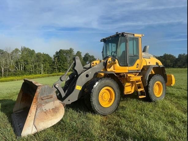 Main image Volvo L70H