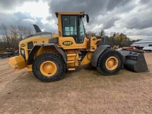 2016 Volvo L90H Image