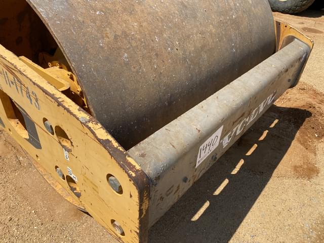 Image of Volvo SD75B equipment image 4