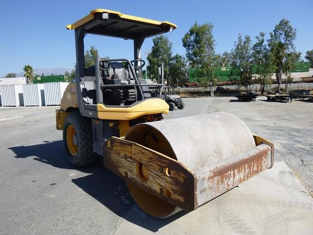 Image of Volvo SD75B equipment image 1