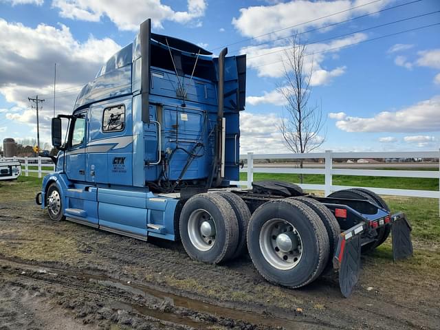 Image of Volvo D13 equipment image 4