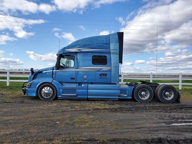 Image of Volvo D13 equipment image 3