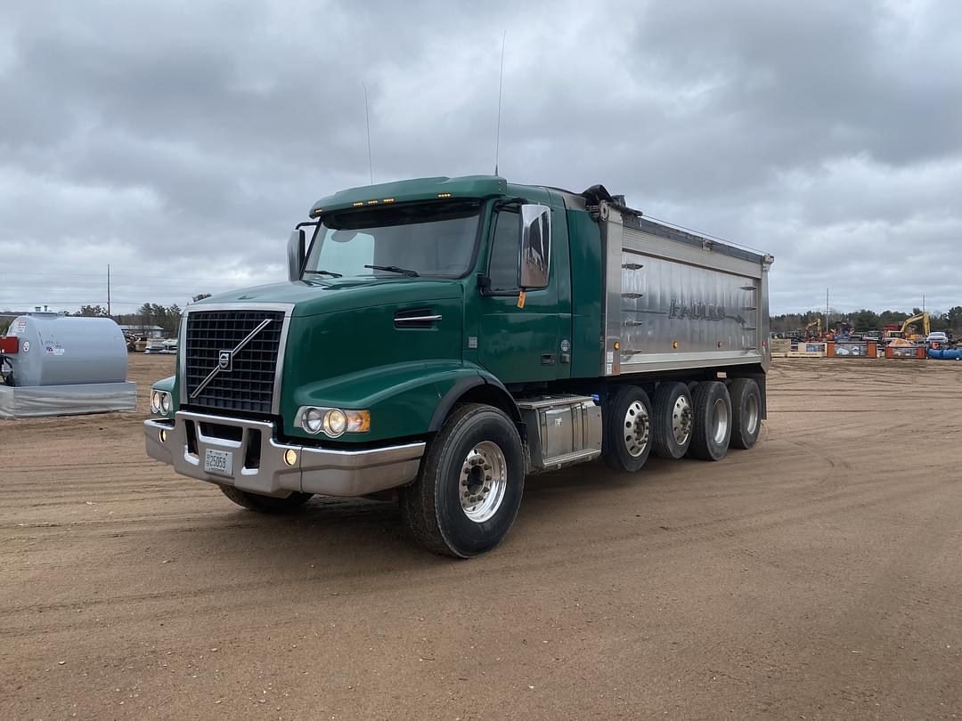 Image of Volvo VHD Primary image