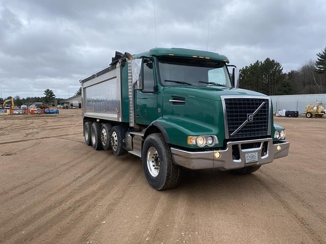 Image of Volvo VHD equipment image 2