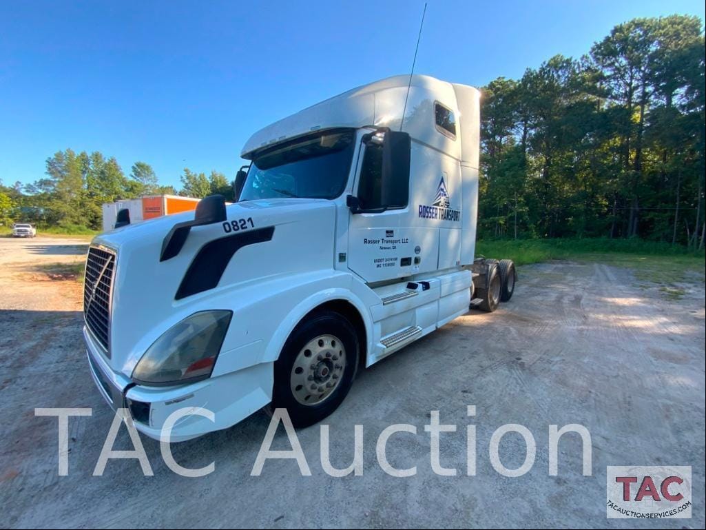 Main image Volvo VNL