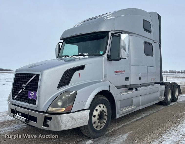 2016 Volvo VNL Equipment Image0