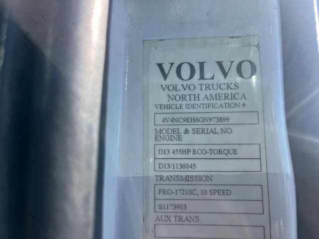 Image of Volvo VNL equipment image 4