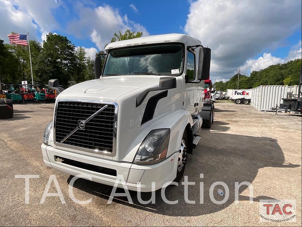 Image of Volvo VNL64T630 Primary image