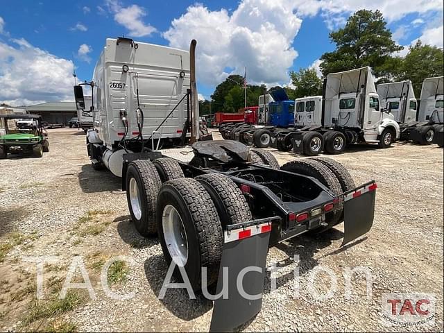 Image of Volvo VNL64T630 equipment image 3