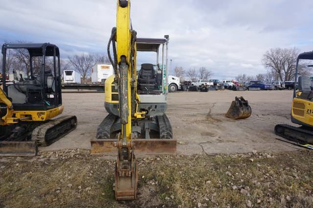 Image of Wacker Neuson EZ38 equipment image 2
