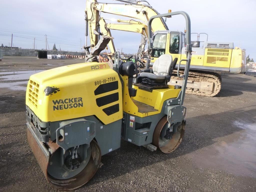 SOLD - 2016 Wacker Neuson RD27 Lot No. 2705 Construction with 1,013 Hrs ...