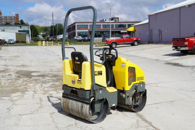 Image of Wacker Neuson RD12 equipment image 3