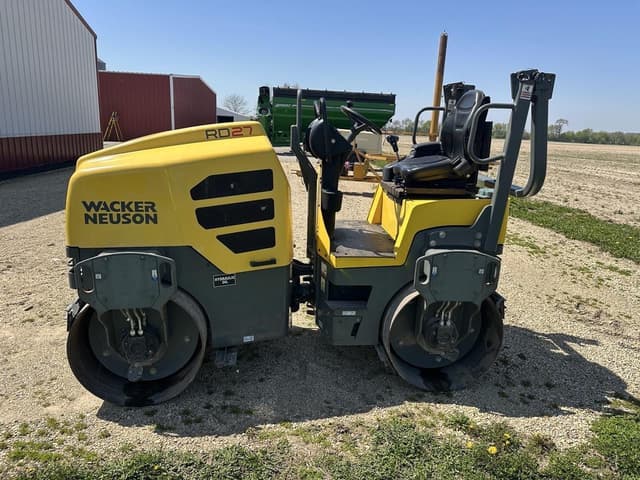 Image of Wacker Neuson RD27-120 equipment image 4