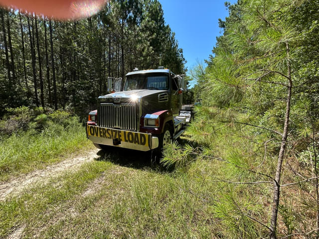Image of Western Star 4700 equipment image 2