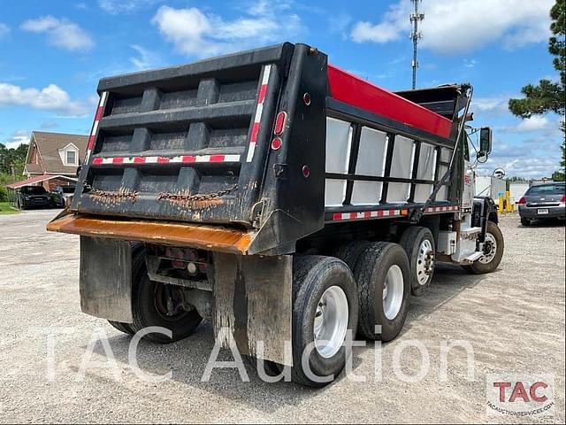 Image of Western Star 4700 equipment image 4