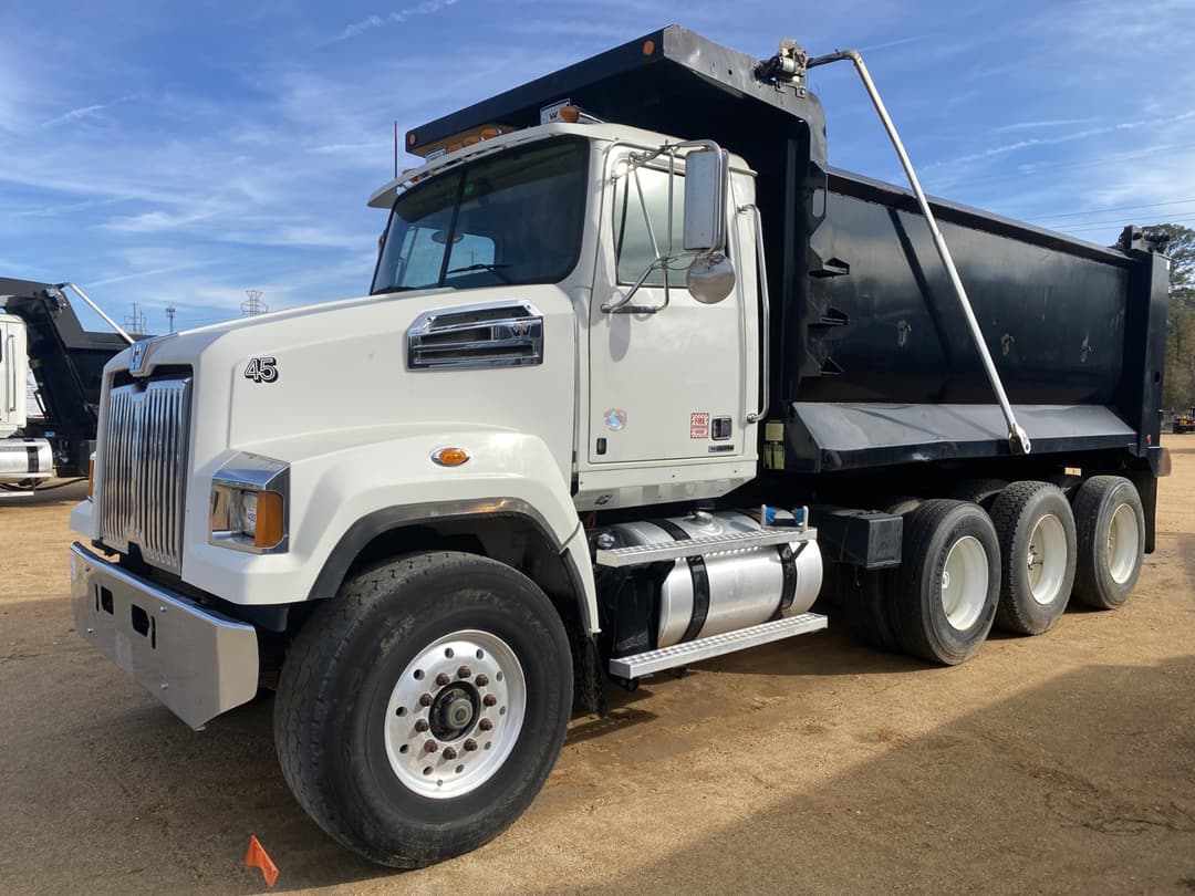 Image of Western Star 4700SF Primary image