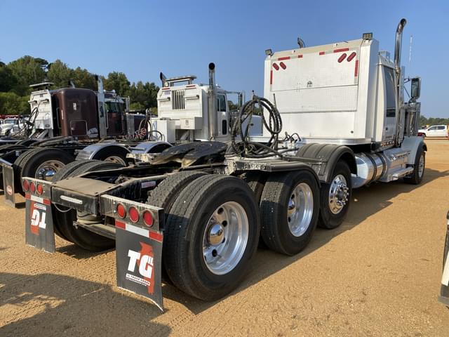 Image of Western Star 4900EX equipment image 2