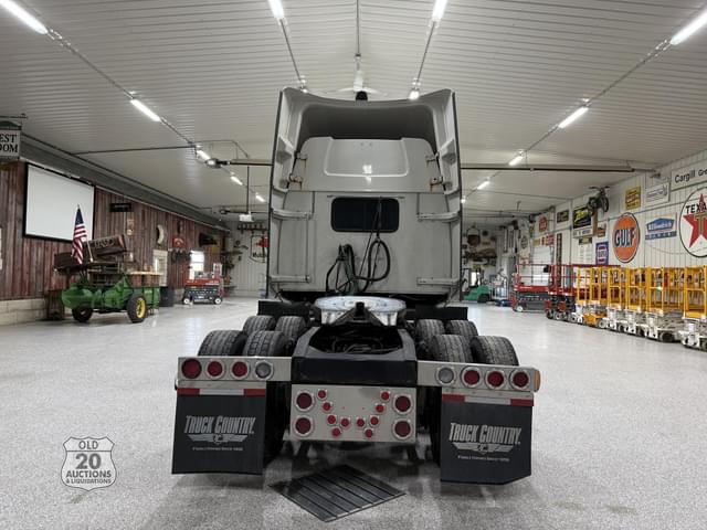 Image of Western Star 5700XE equipment image 3