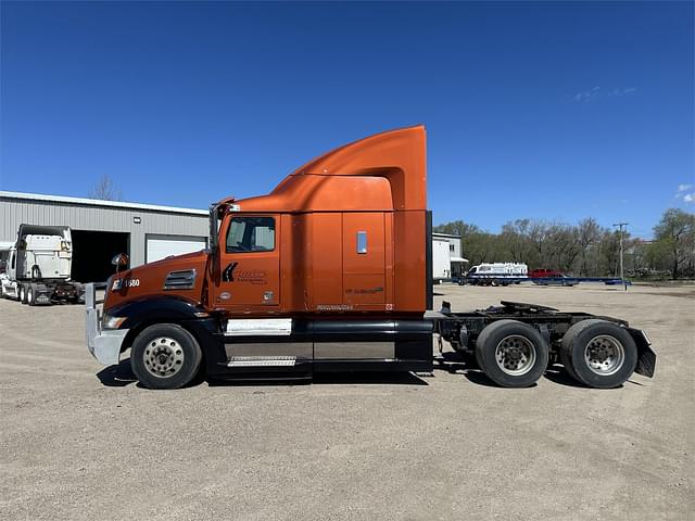 Image of Western Star 5700XE equipment image 1