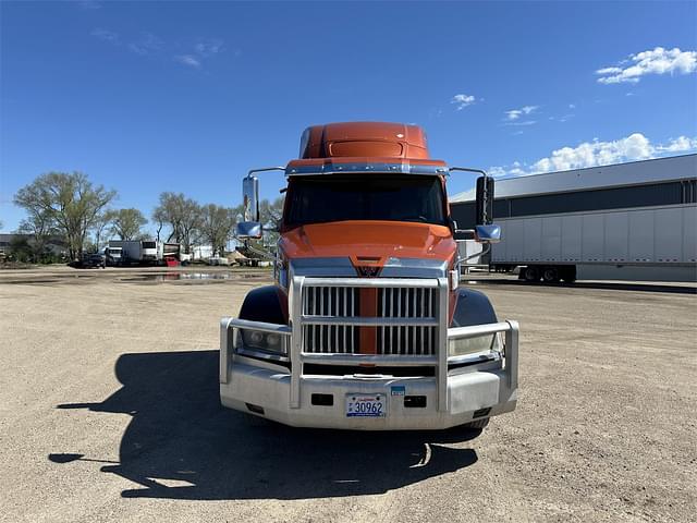 Image of Western Star 5700XE equipment image 3