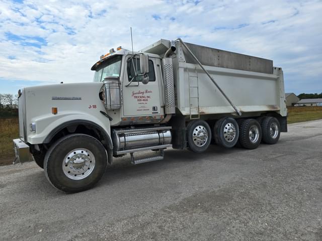 Image of Western Star 4900 equipment image 4