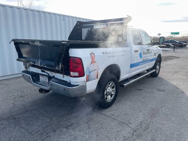 Image of Dodge Ram 2500 equipment image 4