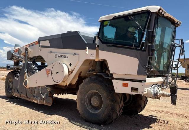 Image of Wirtgen WR200XLi equipment image 2