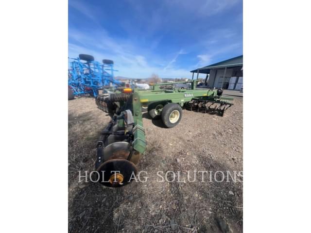 Image of Wishek 862NT equipment image 1