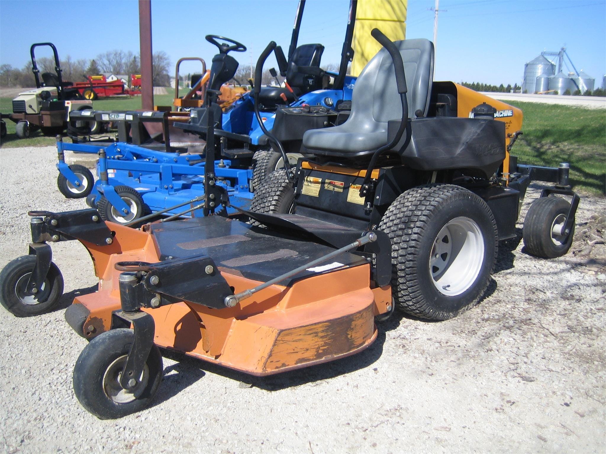 2016 Woods F21D Equipment Image0