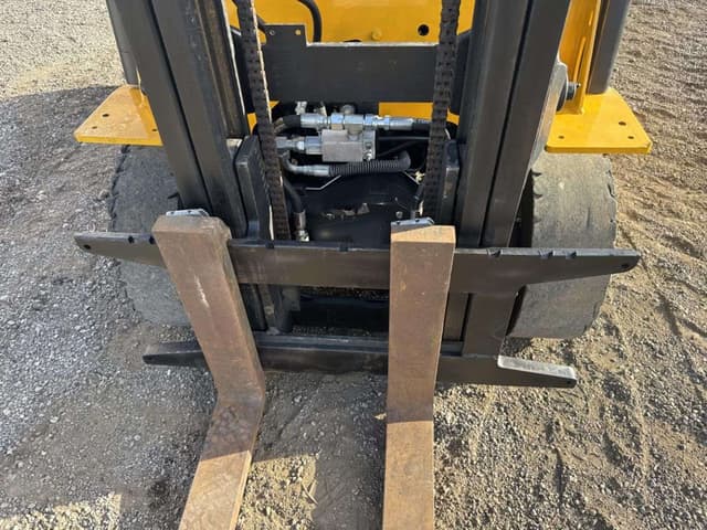 Image of Yale GLP030VXNRSV062 equipment image 4