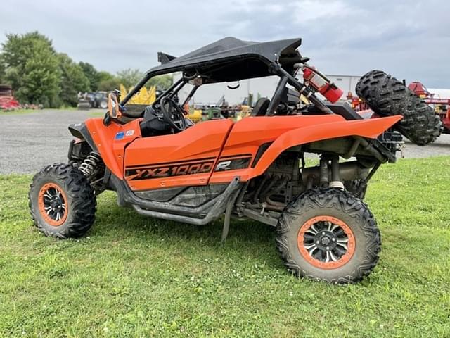 Image of Yamaha YXZ1000R equipment image 3