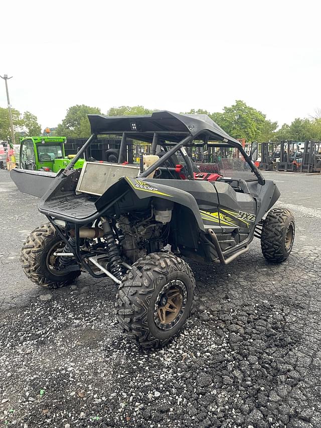 Image of Yamaha YXZ1000R equipment image 2