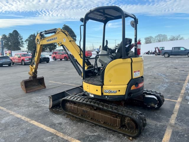 Image of Yanmar Vio35-6A equipment image 4