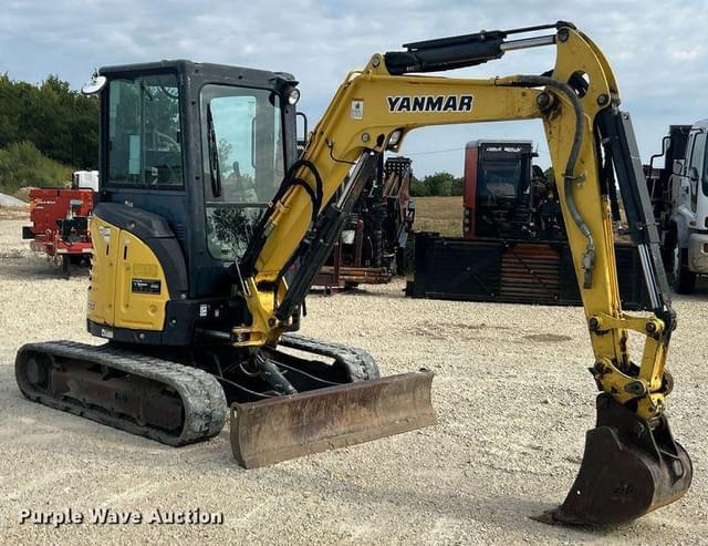 Image of Yanmar Vio35-6A equipment image 2
