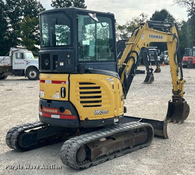 Image of Yanmar Vio35-6A equipment image 4