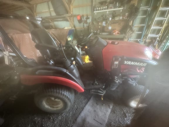 2016 Yanmar 221 Equipment Image0
