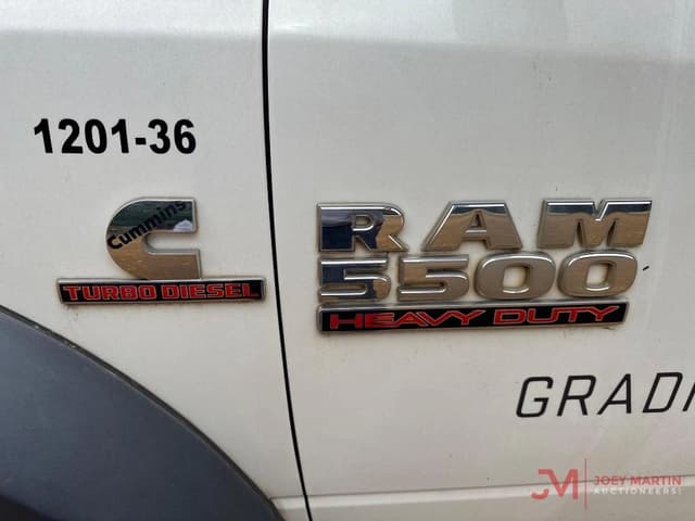 Image of Dodge Ram 5500 equipment image 3