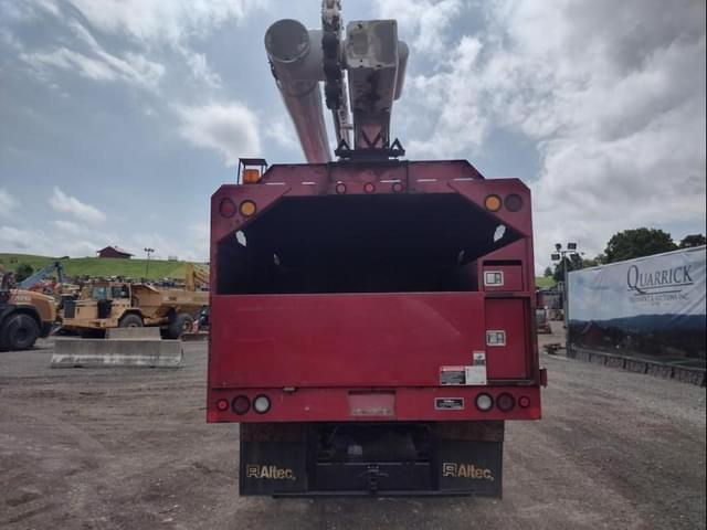 Image of International Durastar 4300 equipment image 3